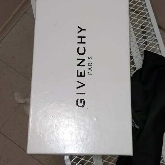 Givenchy Men's dress shoes - Picture 2 of 10